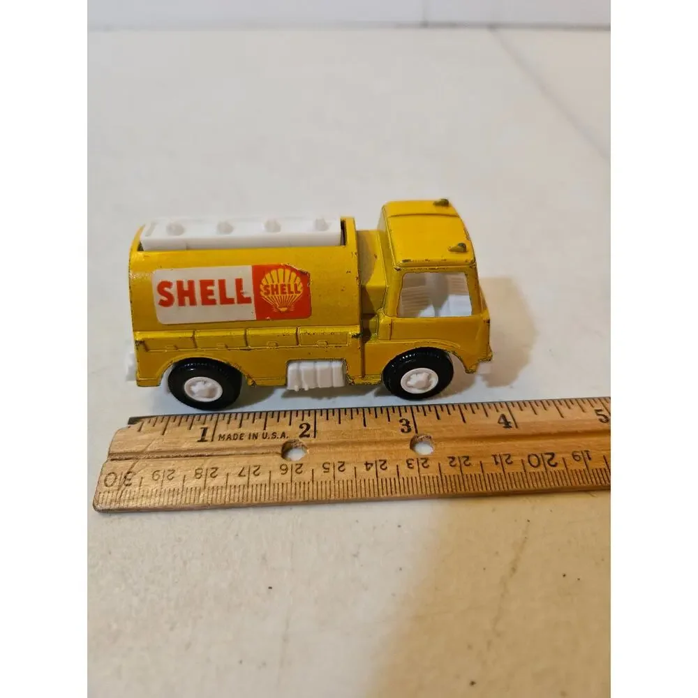 Vintage Tootsie Toy 1970 Shell Oil Yellow Tanker Truck Made USA TootsieToy
